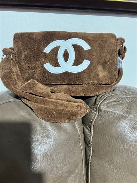 chanel vintage precision bag.